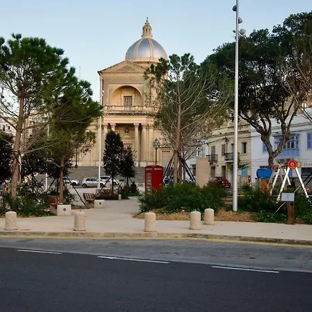 Sea Front With Valletta Views Kalkara