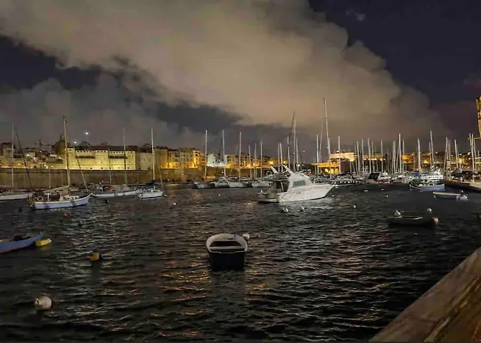 Sea Front With Valletta Views Kalkara